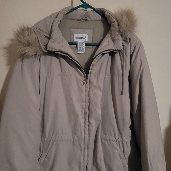 Light Tan Women's Northern Reflections XL Winter Coat - Picture 1 of 7